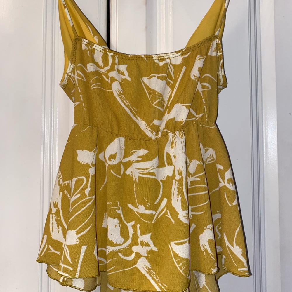 Flowy Tank Top - Picture 3 of 3